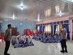 Polsek Pujud Jemput Bola Sosialisasikan Penerimaan Anggota Polri 2026 di SMAN 1 Pujud