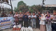 Polsek Bagan Sinembah Salurkan Bantuan Sembako kepada 9 Pedagang Korban Kebakaran di Bagan Batu