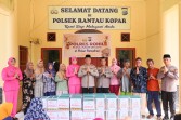 Polres Rokan Hilir Salurkan 30 Paket Sembako untuk Kaum Dhuafa di Rantau Kopar pada Ramadan 1447 H