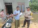 Sambangi Rumah Warga di Melayu Besar Kota, Bhabinkamtibmas Polsek TPTM Ajak Masyarakat Jaga Kamtibmas