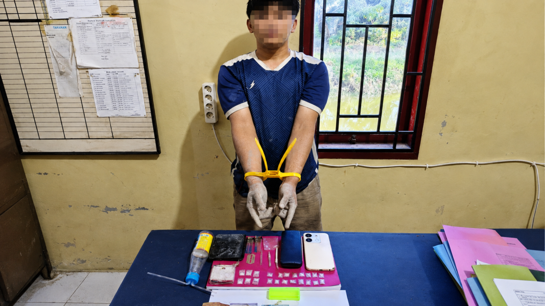 Polsek Kubu Tangkap Terduga Pengedar Narkotika di Kubu Babussalam, 2,44 Gram Butiran Kristal Diamankan
