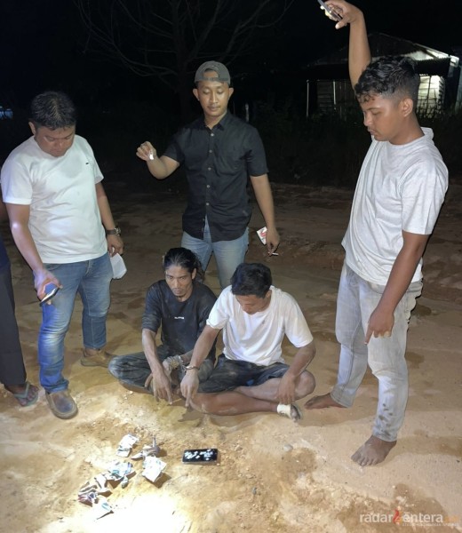 Polsek Rimba Melintang Tangkap Dua Pengedar Saat Transaksi Narkotika, 2,1 gram Sabu Diamankan