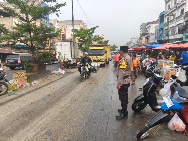 Strong Point Pagi Polsek Bagan Sinembah, Polisi Pastikan Arus Lalu Lintas Tetap Lancar