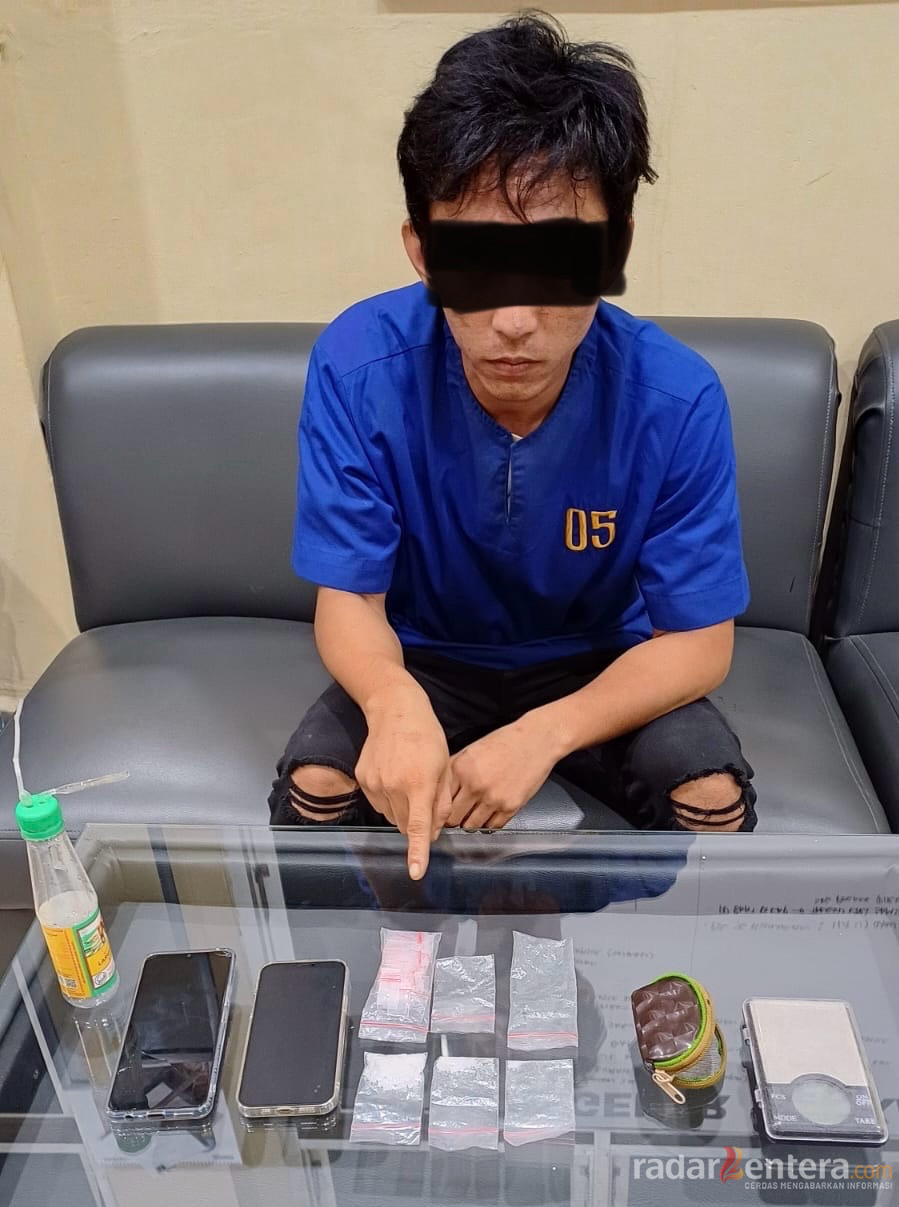 Satres Narkoba Polres Dumai Tangkap Pelaku Narkoba, 6.26 Gram Butiran Kristal Turut Diamankan