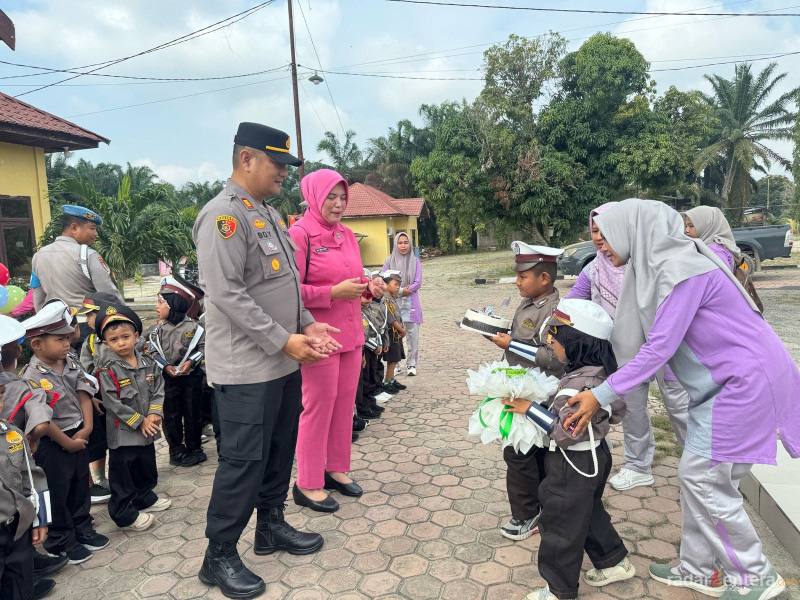 Gelar Polisi Sahabat Anak, Polsek Pujud Terima Kunjungan PAUD Terpadu Annisa
