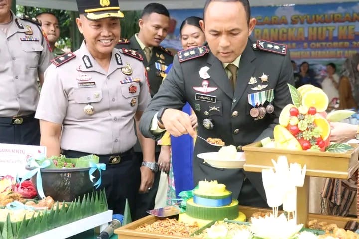 Semarak HUT TNI, Polres Labuhanbatu Berikan Kejutan ke Sejumlah Satuan TNI