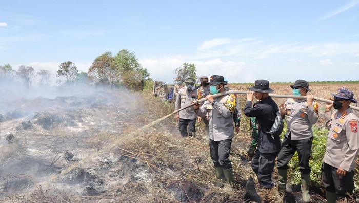 Polda Riau Dirikan Posko Siaga Tangani Karhutla di Rokan Hilir