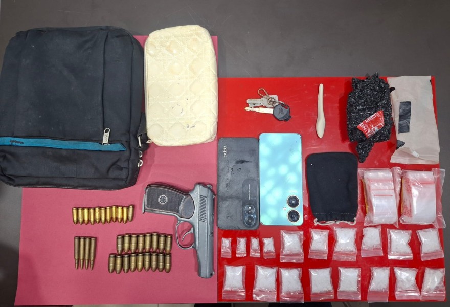 Terbongkar! Gudang Sabu di Rokan Hulu Digerebek, Polisi Sita 18 Paket Narkoba, Airsoft Gun dan Puluhan Amunisi