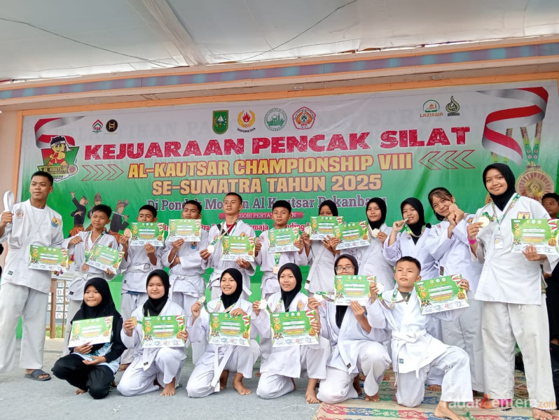 Walet Puti Rohil Boyong 19 Medali Pada Kejuaraan Pencak Silat Al Kautsar Championship VIII Se Sumatera di Pekanbaru