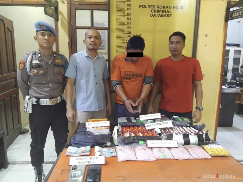 Sat Polairud dan Sat Resnarkoba Polres Rohil Ungkap Peredaran Narkotika, 4,4 Kg Sabu dan Ribuan Pil Ekstasi Diamankan