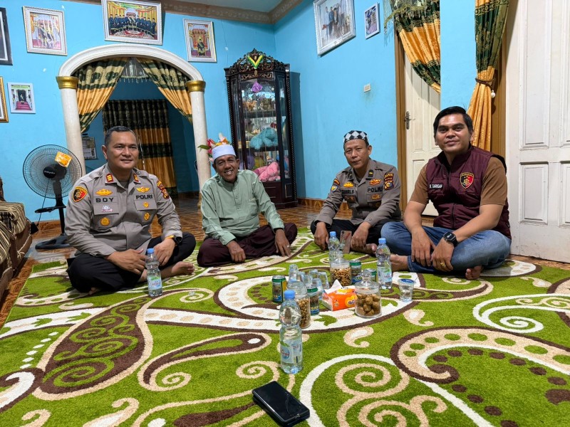 Cooling System Kamtibmas, Kapolsek Pujud Perkuat Sinergi dengan Tokoh Adat