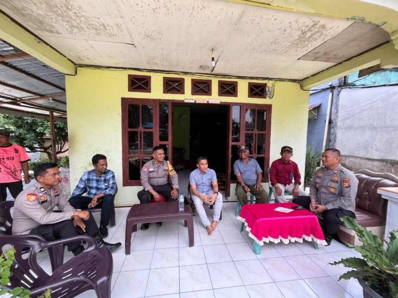 Kapolsek Bukit Kapur Perkuat Sinergi dengan Lurah dan Tokoh Masyarakat Gurun Panjang, Ajak Warga Bersama Jaga Kamtibmas