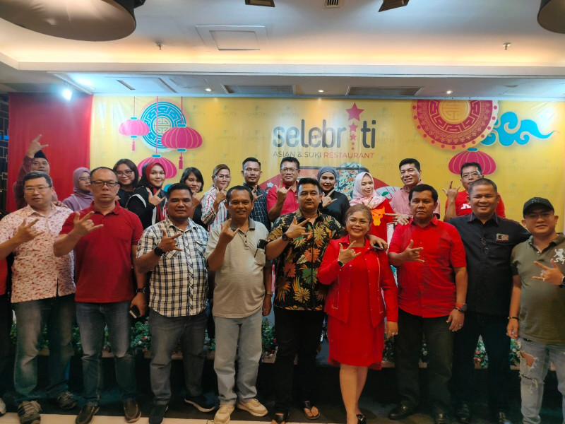 Silaturrahmi Bersama Seluruh Bacaleg Kota Pekanbaru, Dewi Juliani SH : Kita Merahkan Kota Pekanbaru