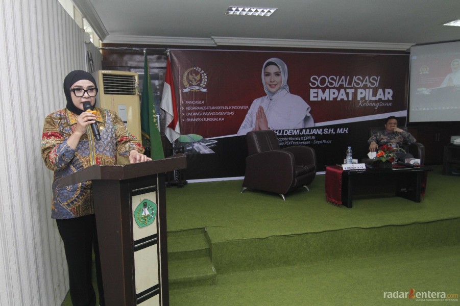 Hj Dewi Juliani Tekankan Peran Mahasiswa dalam Menerapkan Empat Pilar Kebangsaan di Lingkungan Kampus