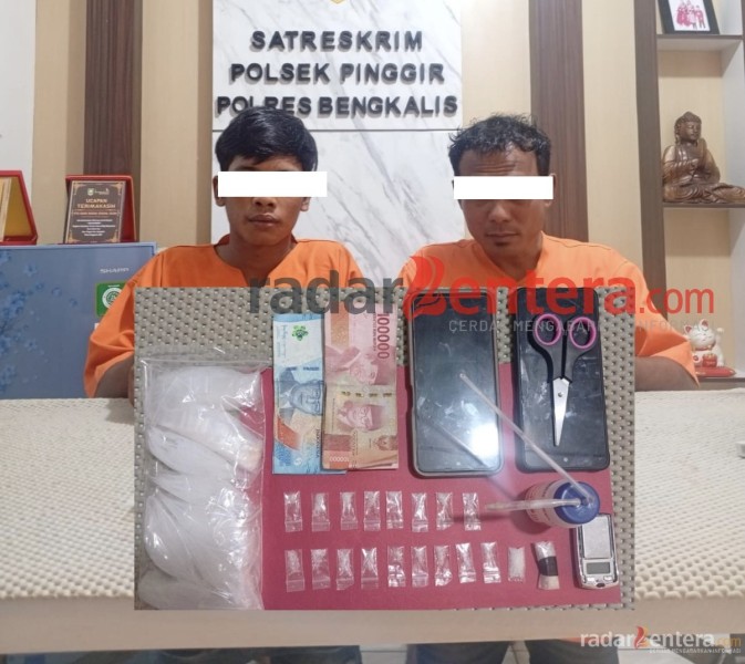 Digerebek Saat Pesta Sabu! Rumah di Serai Wangi Jadi Sarang Peredaran, 19 Paket Barang Haram Disita Bersama Dua Pria Tak Berkutik