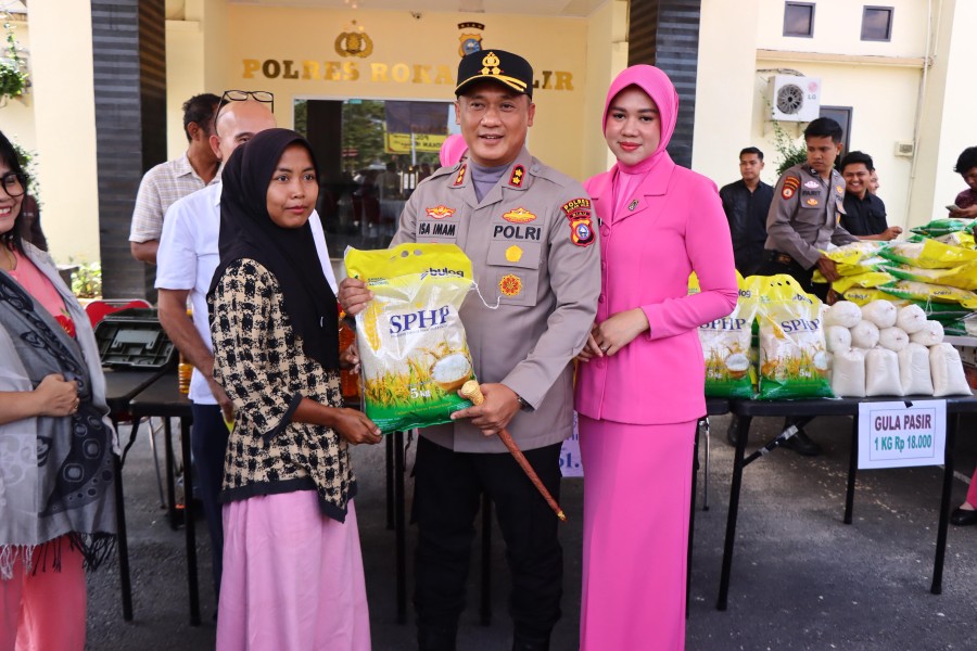Polres Rohil Bersinergi dengan Bulog Gelar Gerakan Pangan Murah untuk Ringankan Beban Masyarakat