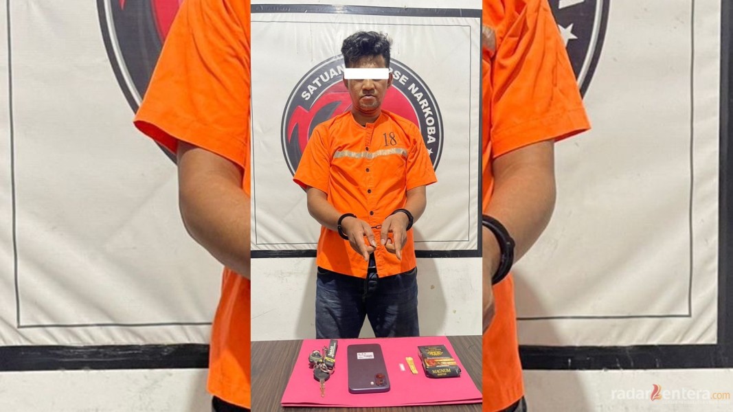 Gerak-Gerik Mencurigakan Berujung Penangkapan, Polisi Temukan Paket Sabu di Dashboard Motor