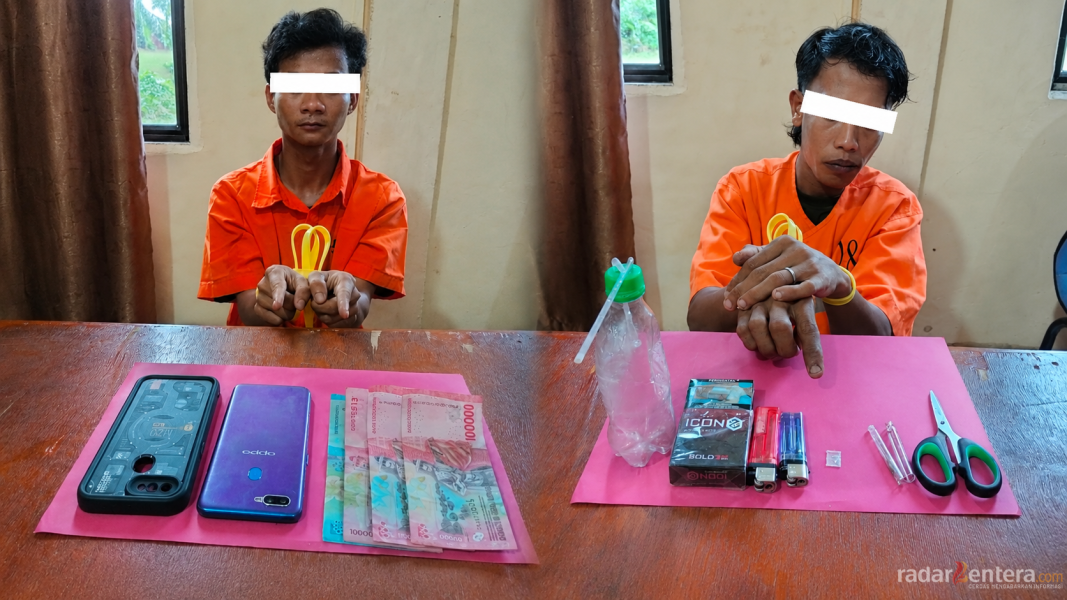 Polsek Siak Kecil Ungkap Kasus Sabu, Dua Tersangka Diamankan