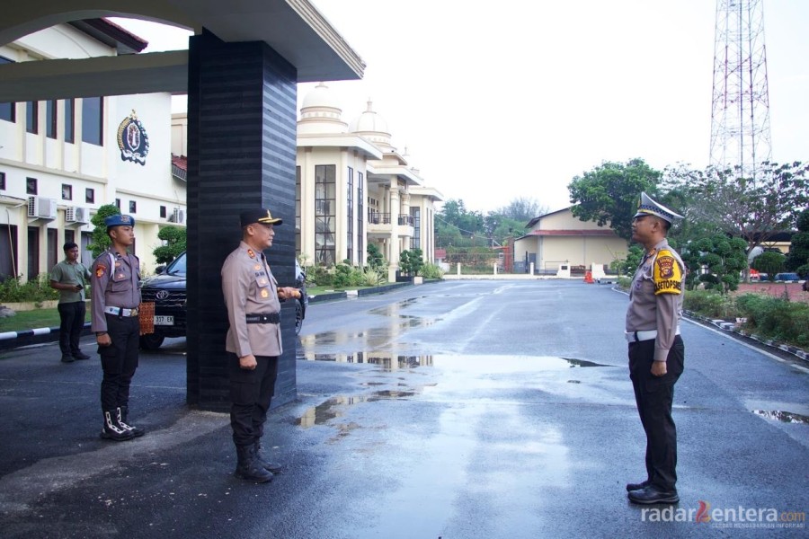 Kapolres Rohil Pimpin Apel Kesiapsiagaan Pengamanan Malam Takbiran Idul Fitri 1447 H, Dilanjutkan Patroli Skala Besar Gabungan