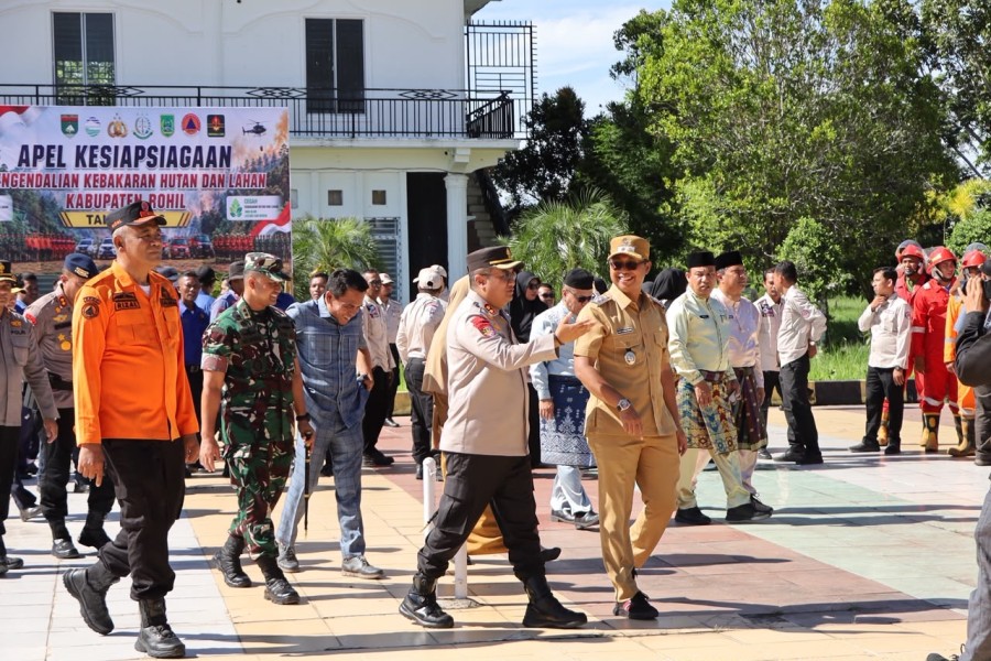 Hadapi Ancaman Karhutla 2026, Pemkab Rohil Bersama TNI-Polri Gelar Apel Kesiapsiagaan Perkuat Sinergi Pencegahan