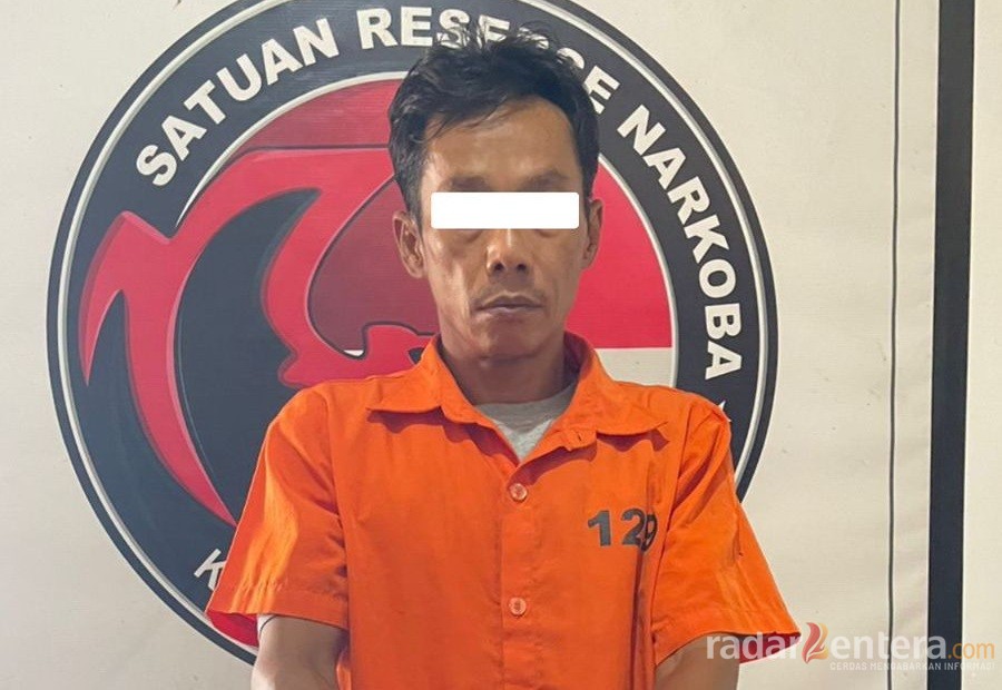 Buron Hampir Tiga Tahun, DPO Kasus 15 Kg Sabu Dibekuk Saat Bersembunyi di Rumahnya