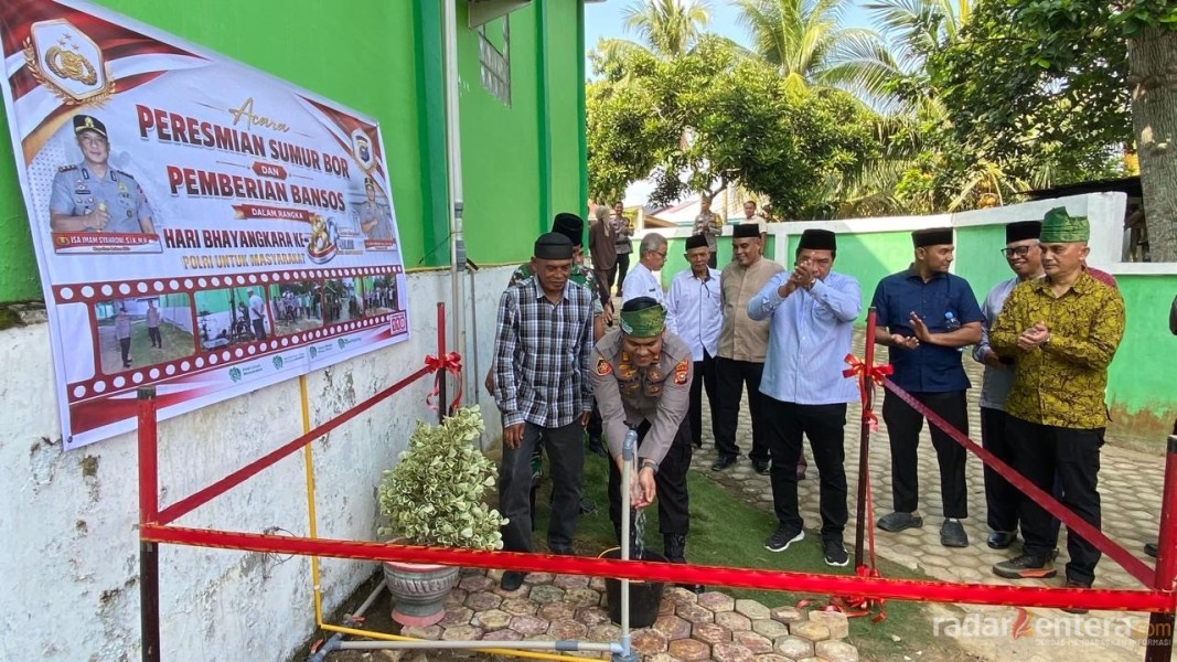 Sambut Hari Bhayangkara ke-80, Polsek Bagan Sinembah Resmikan Sumur Bor dan Salurkan Bansos untuk Warga