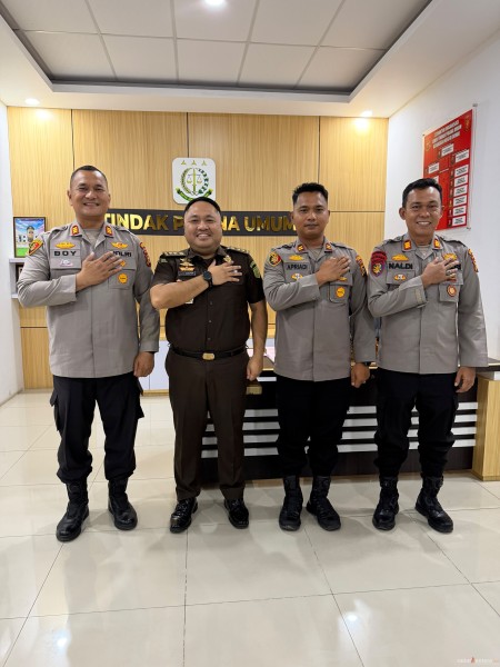 Perkuat Sinergi Penegakan Hukum, Kapolsek Bukit Kapur Jalin Silaturahmi dengan Kejari Dumai