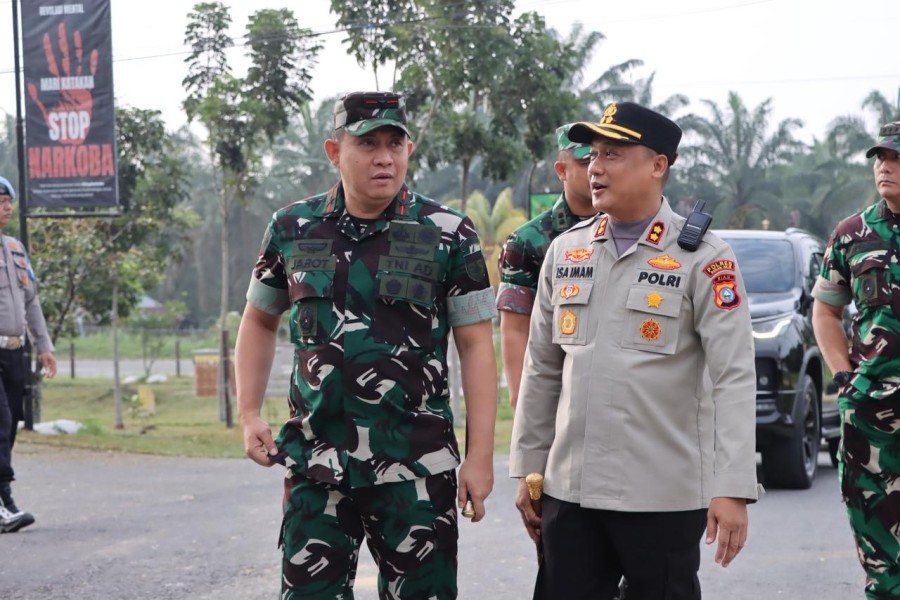 Danrem 031/Wira Bima Kunjungi Polres Rohil, TNI–Polri Mantapkan Sinergi Menjelang Akhir Tahun