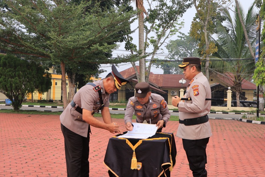 Sertijab Wakapolres Rokan Hilir, Kapolres Tekankan Semangat “Polisi Bersama Masyarakat”