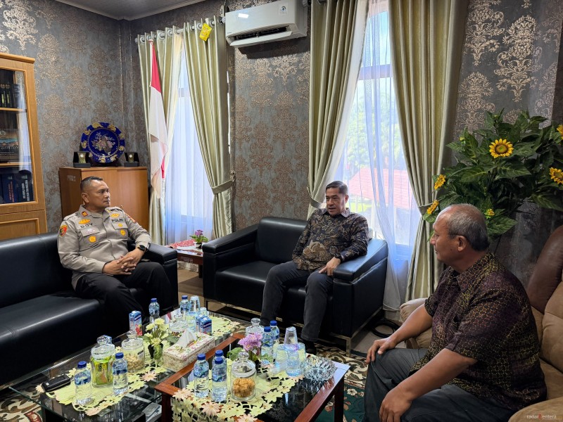Perkuat Sinergi Jaga Kamtibmas, Kapolsek Bukit Kapur Silaturahmi dengan Pimpinan DPRD Kota Dumai
