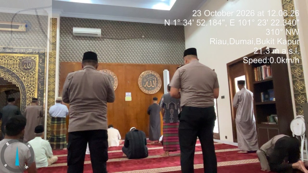 Jumat Keliling di Masjid Al Hakim, Kapolsek Bukit Kapur Perkuat Silaturahmi dan Serap Aspirasi Warga