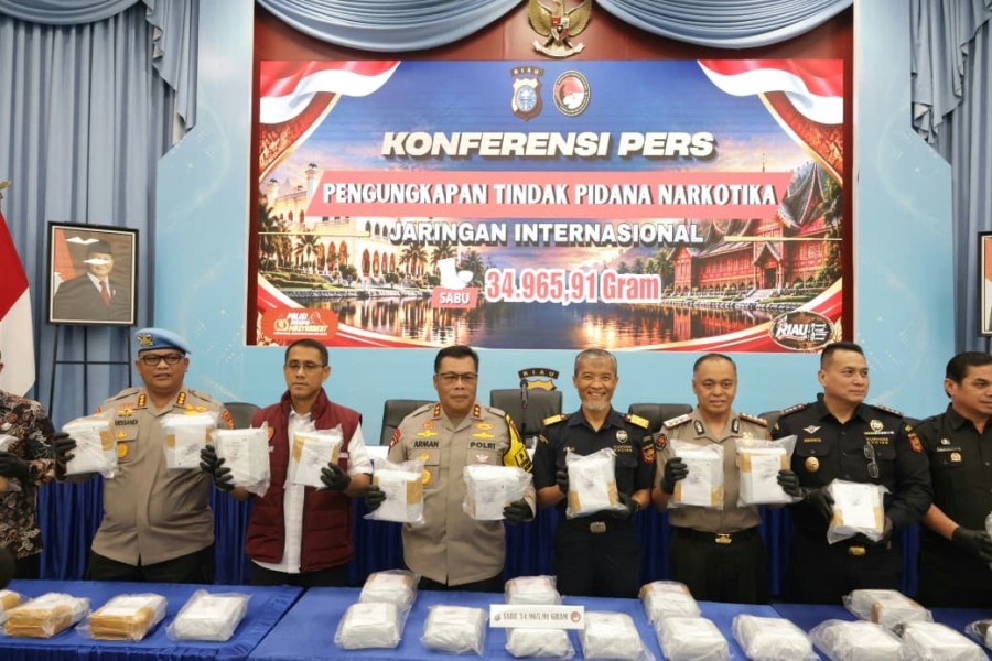 Polda Riau Sita 34,9 Kg Sabu Senilai Rp62,9 Miliar, Lima Tersangka Ditangkap