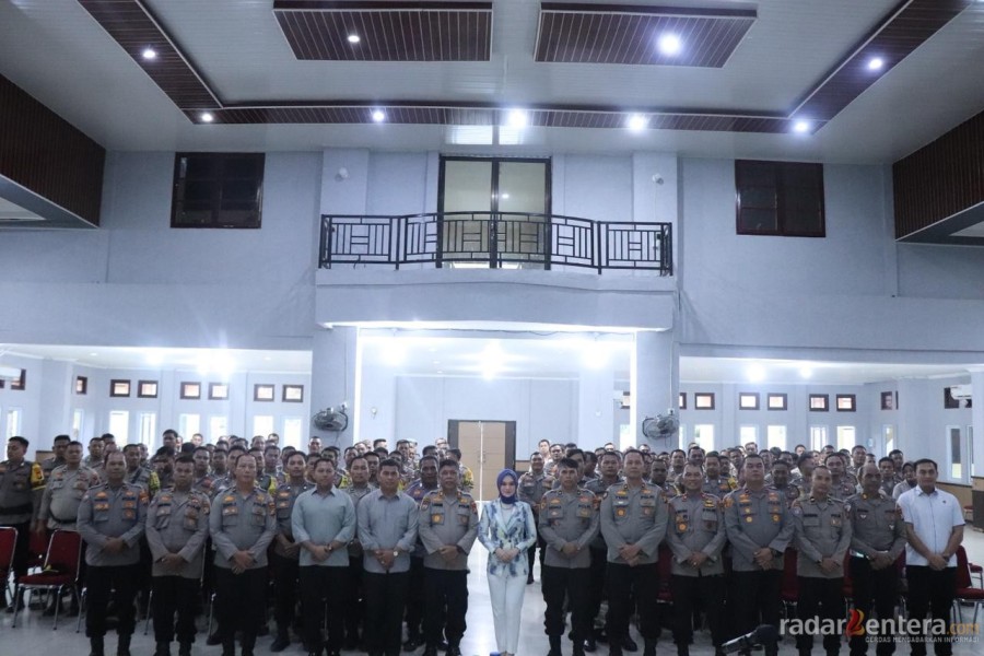 Polres Rokan Hilir Gelar Pelatihan Public Speaking untuk Tingkatkan Kemampuan Personel