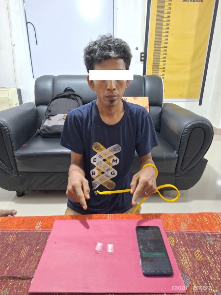 Digerebek Tengah Malam di Air Jamban! Pemilik Dua Paket Sabu Tak Berkutik Saat Disergap Polisi